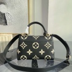 2026年7月19日入荷Louis VuittonM45978 Madeleine BB  Monogram Empreinte  Monogram  S-lock  Pochette Mtis  高品質新作/誕生日プレゼント/XS工場