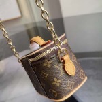 2026年7月19日入荷Louis VuittonM03772   MICRO VANITY   Micro Vanity  Vanity  Monogram C     高品質新作/誕生日プレゼント/XS工場