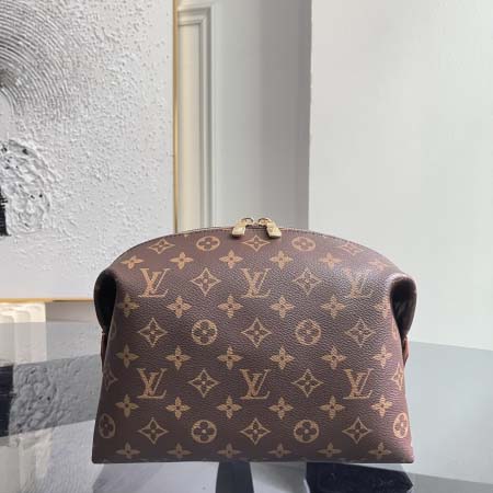 2026年7月19日入荷Louis VuittonM4645...