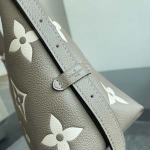 2026年7月19日入荷Louis VuittonM47180  CarryAll   Monogram Monogram  29.0 x 24. 高品質新作/誕生日プレゼント/XS工場