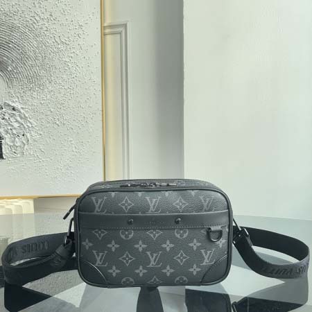 2026年7月19日入荷Louis VuittonM4695...