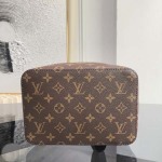 2026年7月19日入荷Louis VuittonM43690 43689 43688    Monogram  35.019.09.0  22.514.08.5   高品質新作/誕生日プレゼント/XS工場