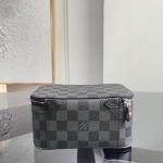 2026年7月19日入荷Louis VuittonM43690 43689 43688    Monogram  35.019.09.0  22.514.08.5   高品質新作/誕生日プレゼント/XS工場