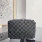 2026年7月19日入荷Louis VuittonM43690 43689 43688    Monogram  35.019.09.0  22.514.08.5   高品質新作/誕生日プレゼント/XS工場