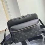 2026年7月19日入荷Louis VuittonM30233  Taga  Monogram  2019  Outdoor 29.5x 20 高品質新作/誕生日プレゼント/XS工場