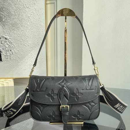 2026年7月19日入荷Louis VuittonM4658...