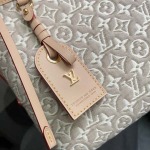 2026年7月19日入荷Louis Vuitton M2A1362026  Carryall East-West  Monogram Emblme    高品質新作/誕生日プレゼント/XS工場
