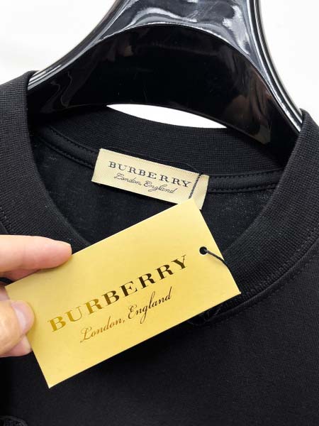 2026年8月18日入荷新作Burberry半袖 tシャツ高品質★ファッション/誕生日プレゼント/贈り物/DM工場