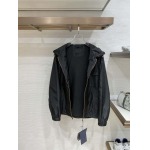 2026年8月7日入荷秋冬新作Pradaジャケット高級品/LD工場