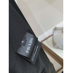 2026年8月7日入荷秋冬新作Pradaジャケット高級品/LD工場