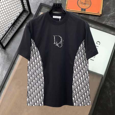 2026年8月18日入荷新作Dior半袖 tシャツ高品質★フ...