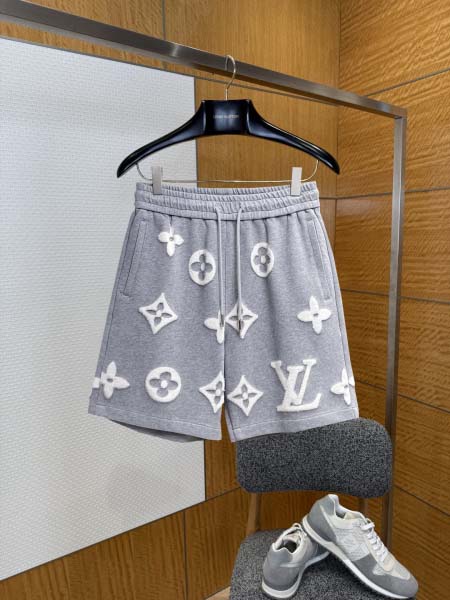 2026年8月29日秋冬新作Louis Vuitton半ズボ...