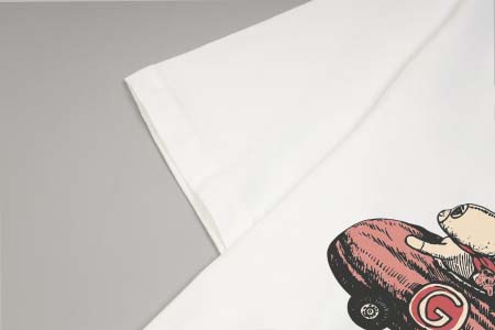 2026年9月1日秋冬新作Gucci半袖 tシャツ高品質人気の商品/YGY工場