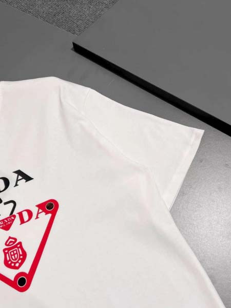 2026年9月3日秋冬新作Prada半袖 tシャツ高品質人気の商品/YGY工場