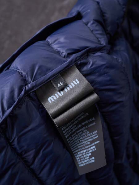 2026年9月15日秋冬新作MIUMIUダウンジャケット高品質人気の商品/YGY工場