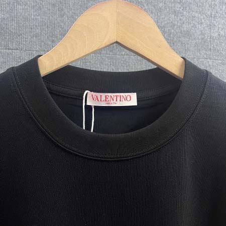 2026年9月17日秋冬新作Valentino半袖 tシャツ高品質人気の商品/ZZZ工場