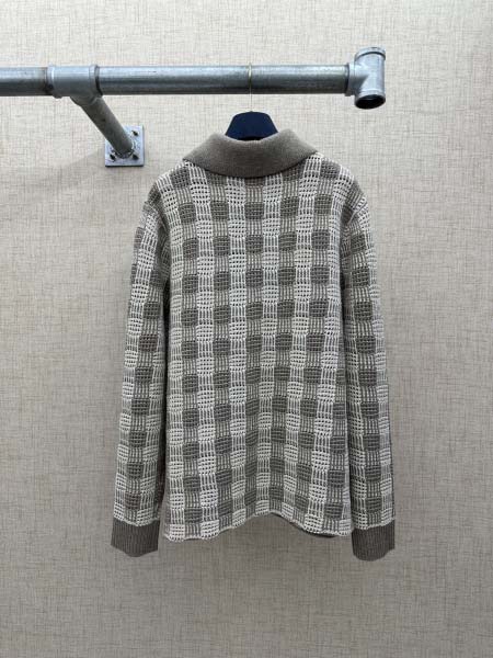 2026年9月17日秋冬新作Louis Vuitton ニットカーディガン  高品質人気の商品/ZZZ工場