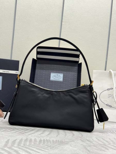 2026年9月28日入荷新作Prada極品/正規品同様/人気/革/バッグ/TY工場
