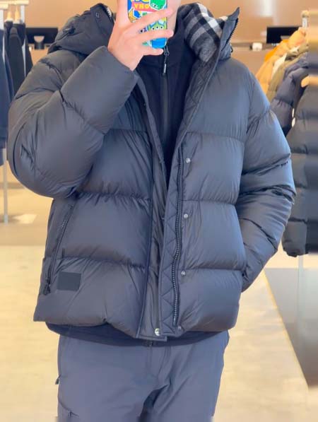 2026年9月15日秋冬新作Burberryダウンジャケット...