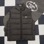 2026年9月17日秋冬新作Pradaタンクトップ高品質人気の商品/ZZZ工場