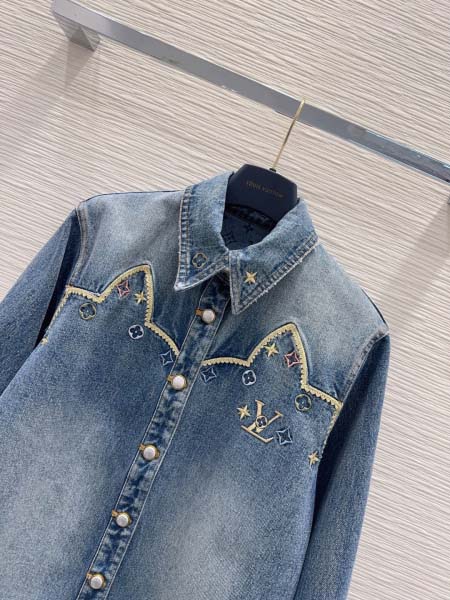 2026年10月8日入荷秋冬新作Louis Vuittonデニムのシャツ女性用ファッション/誕生日プレゼント/贈り物 can工場