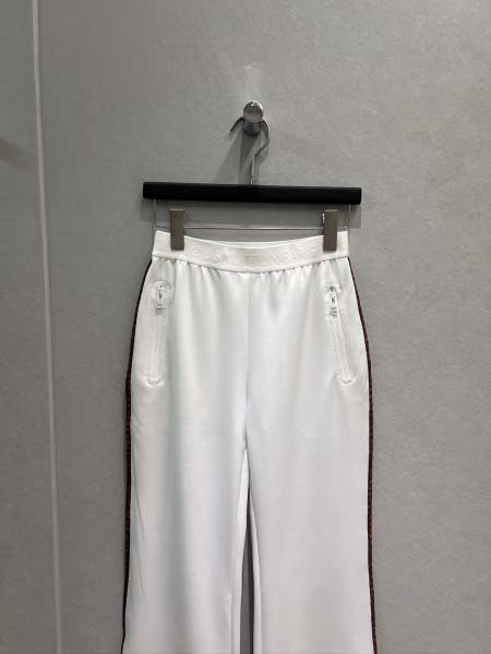 2026年10月8日入荷秋冬新作Louis Vuittonズボン女性用ファッション/誕生日プレゼント/贈り物 can工場