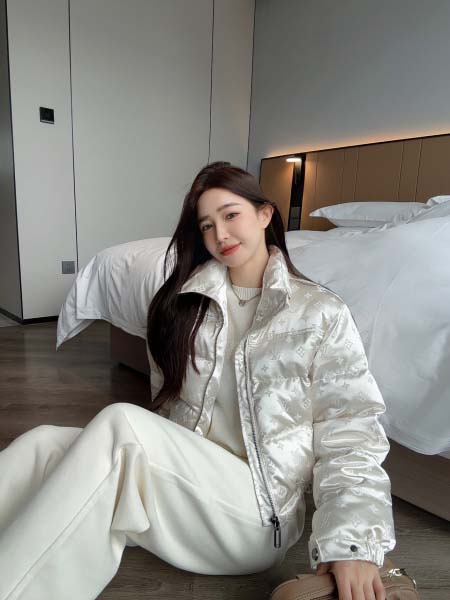 2026年10月8日入荷秋冬新作Louis Vuitton服女性用ファッション/誕生日プレゼント/贈り物 can工場