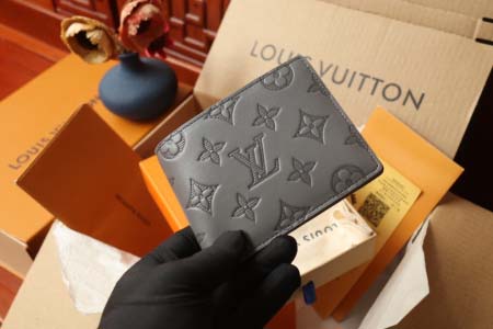 2026年10月15日新作高品質Louis Vuitton 財布M81383 Multiple，Monogram Shadow /LH工場