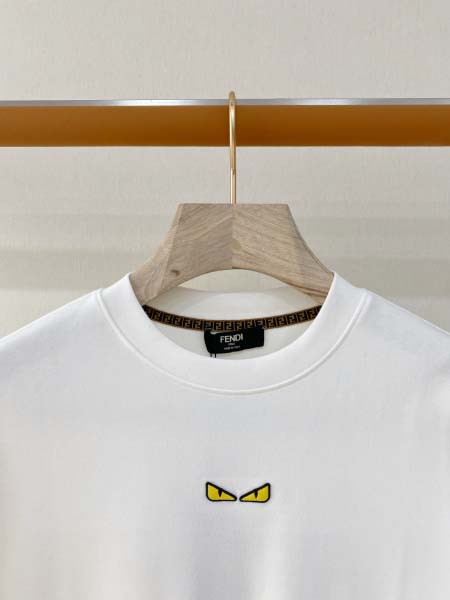 2026年10月26日入荷秋冬新作Fendi長袖Tシャツ高級品超厳選★入手困難/誕生日プレゼント/LD工場