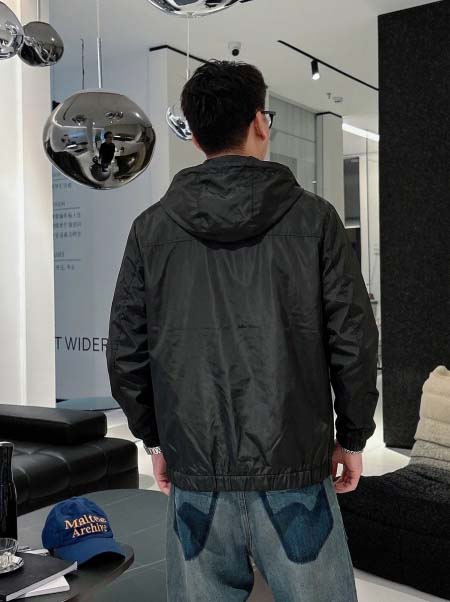 2026年10月28日入荷秋冬新作Monclerジャケット高級品/誕生日プレゼント/KD工場