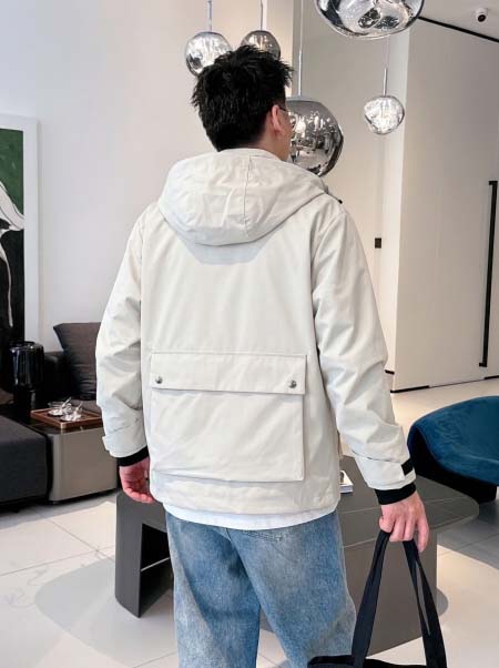 2026年10月28日入荷秋冬新作Pradaジャケット高級品/誕生日プレゼント/KD工場