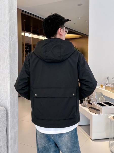 2026年10月28日入荷秋冬新作Pradaジャケット高級品/誕生日プレゼント/KD工場