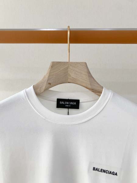 2026年10月29日入荷秋冬新作Balenciaga長袖高級品/誕生日プレゼントM-2XL/KD工場
