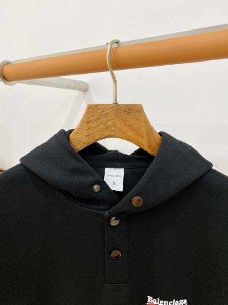 2026年10月29日入荷秋冬新作Balenciagaパーカー高級品/誕生日プレゼントM～3XL/KD工場