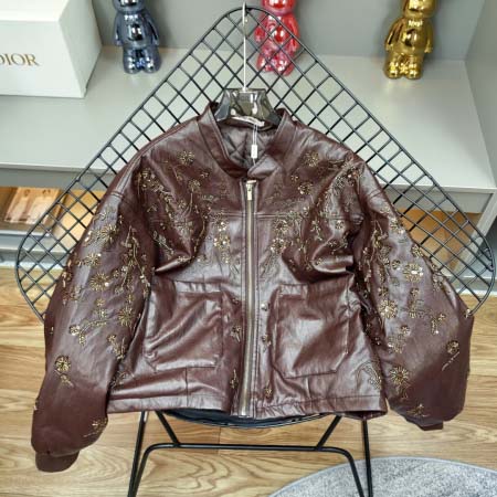 2026年10月6日入荷秋冬新作miumiu綿の服女性用ファ...