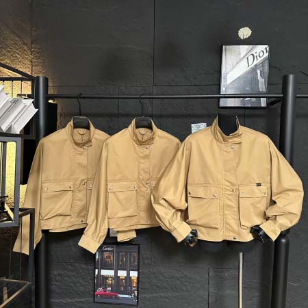 2026年10月6日入荷秋冬新作Pradaジャケット女性用フ...