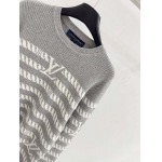 2026年10月8日入荷秋冬新作Louis Vuittonニットのセーター女性用ファッション/誕生日プレゼント/贈り物 can工場