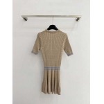 2026年10月8日入荷秋冬新作Louis Vuittonニットの半袖女性用ファッション/誕生日プレゼント/贈り物 can工場
