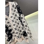 2026年10月8日入荷秋冬新作Louis Vuitton ニットカーディガン  女性用ファッション/誕生日プレゼント/贈り物 can工場