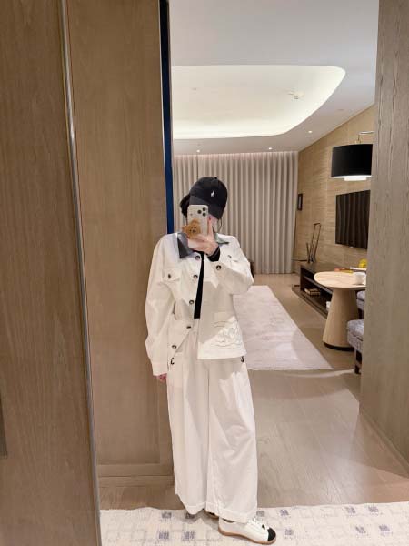 2026年10月10日入荷秋冬新作Chanelジャケット女性...