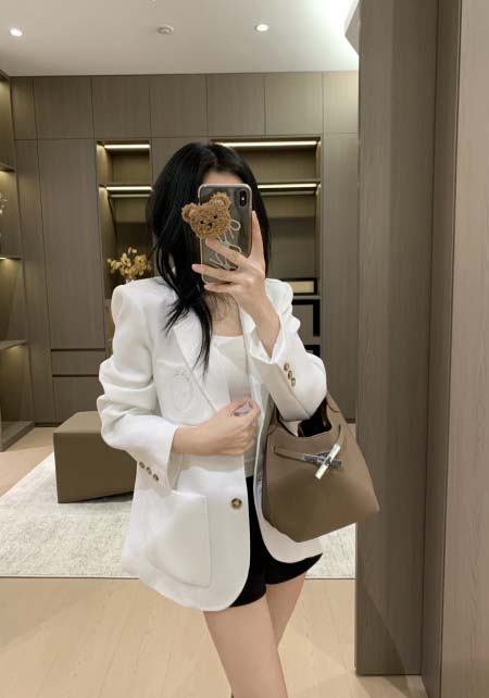 2026年10月10日入荷秋冬新作Chanel背広女性用ファ...