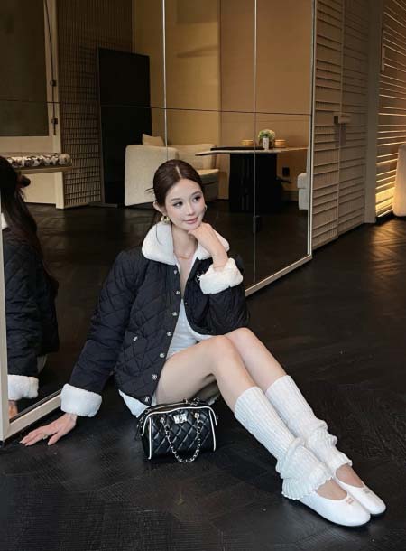 2026年10月10日入荷秋冬新作Chanelジャケット女性...