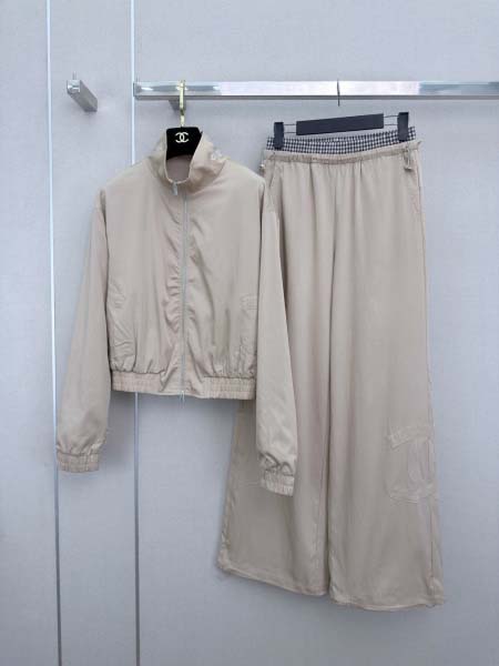 2026年10月10日入荷秋冬新作Chanel上下女性用ファ...