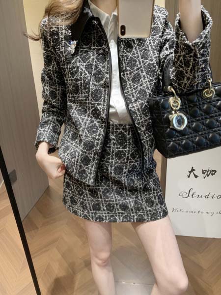 2026年10月10日入荷秋冬新作Chanelジャケット女性...
