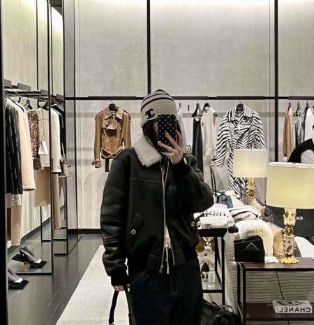 2026年10月10日入荷秋冬新作Chanelジャケット女性...