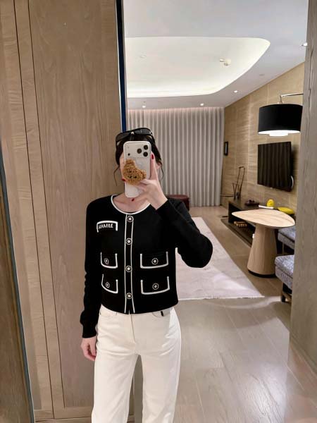 2026年10月10日入荷秋冬新作Chanelジャケット女性...