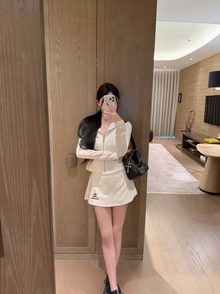 2026年10月10日入荷秋冬新作Chanel上下女性用ファ...