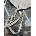 2026年10月11日秋冬新作Loeweシャツ女性用高品質人気の商品/ZZZ工場