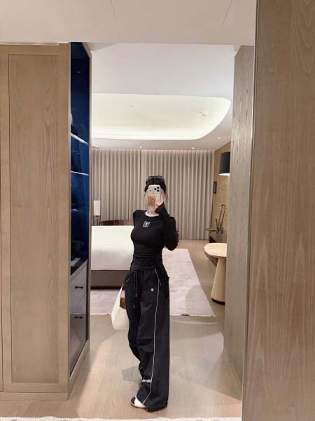 2026年10月14日入荷秋冬新作Chanel長袖女性用ファ...