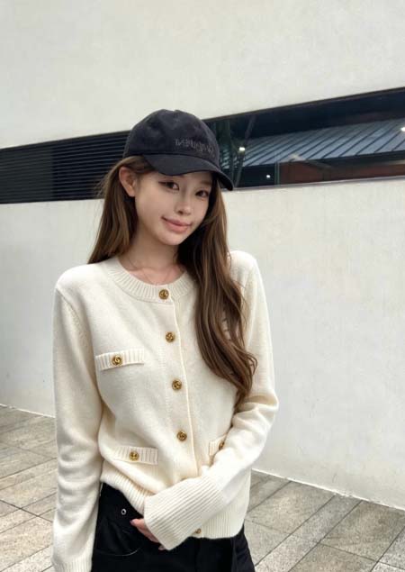 2026年10月15日入荷秋冬新作Chanel ニットカーデ...